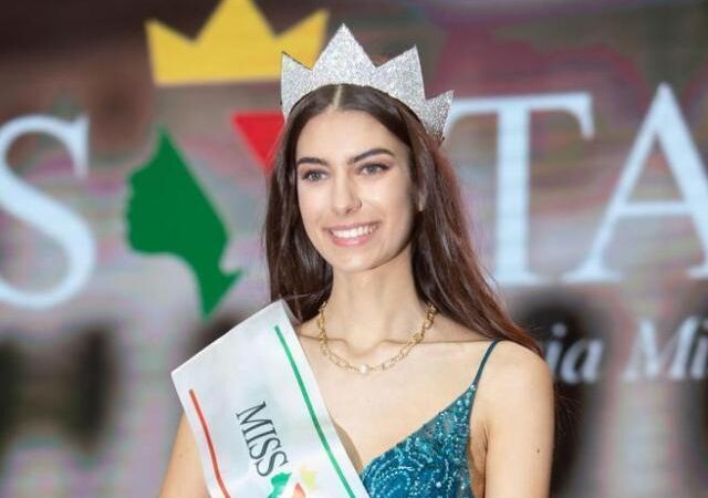 Miss Italia, la vincitrice 2020 è la 19enne Martina Sambucini