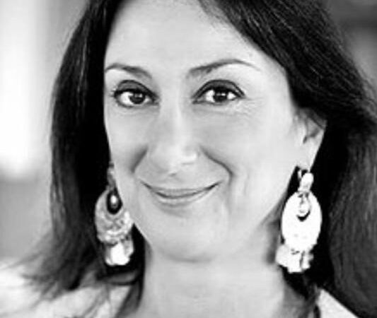 Daphne Caruana Galizia:una donna  tra la legge e chi cercava di violarla.