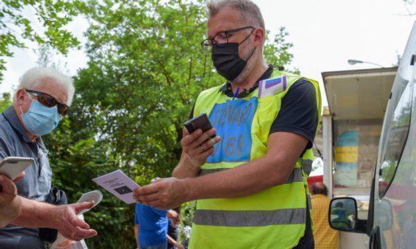 Covid: in Italia 5.636 nuovi contagi e 31 morti, il tasso di positività giù a 2,3%