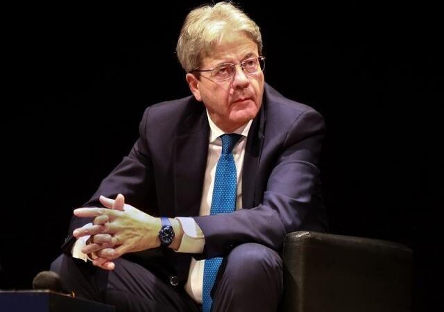 Gentiloni “Bce terrà conto delle differenze tra paesi”