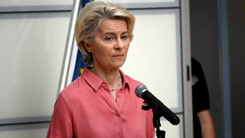 Von der Leyen “Mosca deve pagare la ricostruzione in Ucraina”