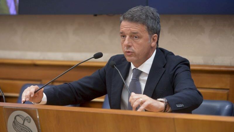 Riforme, Renzi “Firmo per elezione diretta premier, governo fa melina”