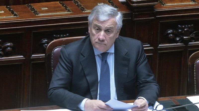 Tajani “Sugli extraprofitti delle banche norma da scrivere bene”