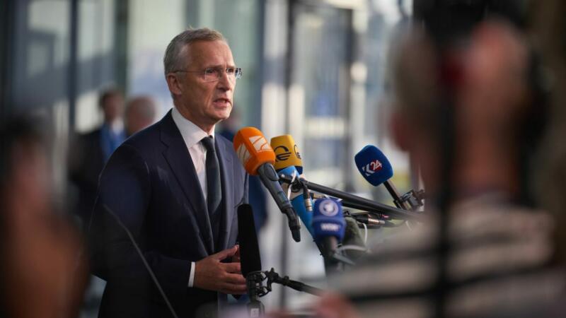 Stoltenberg “Potenziali tensioni in Kosovo e Bosnia-Erzegovina”