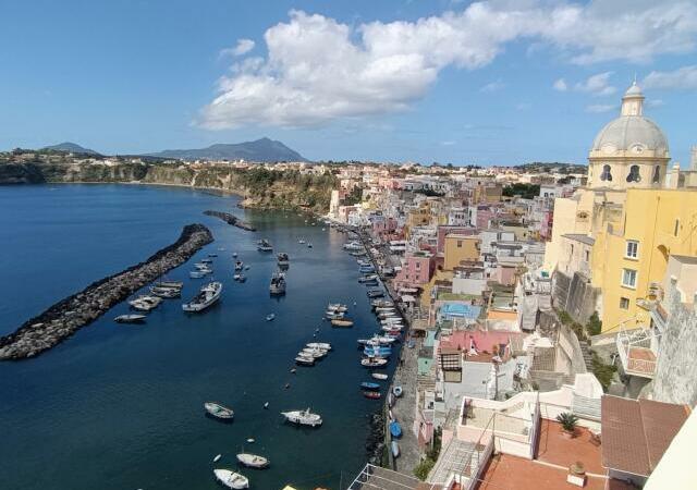 Procida. L’isola che incantò Neruda