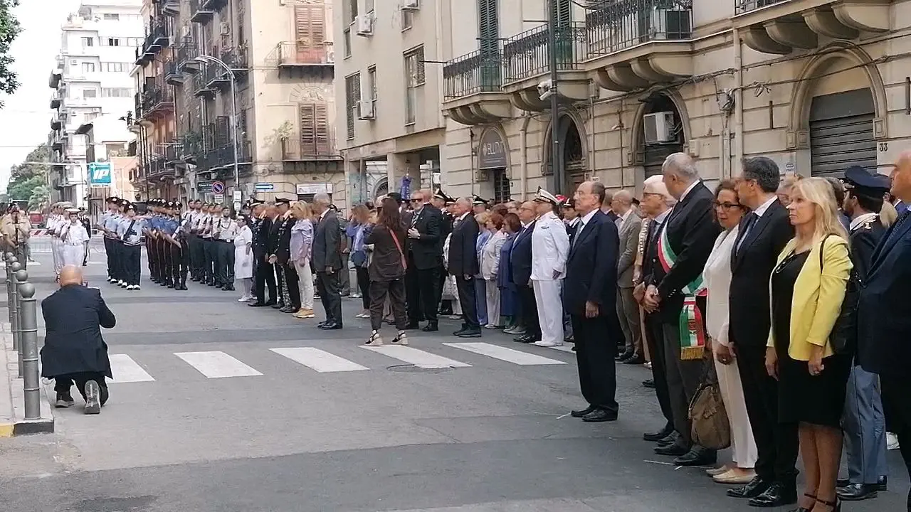 Palermo ricorda Dalla Chiesa a 42 anni dalla strage, presente Piantedosi